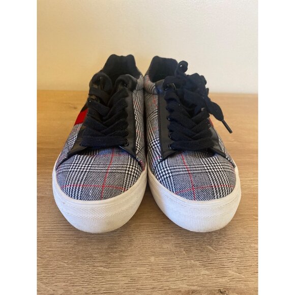 Steve Madden Plaid Casual Lace-Up Sneakers With Red & Black Stripe Size 8.5 - Picture 2 of 8